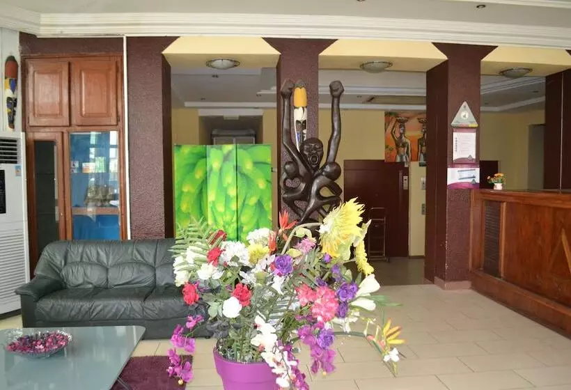 هتل Hôtel Akena City