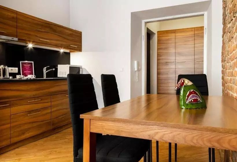 ホテル Krakow For You Main Square Apartments