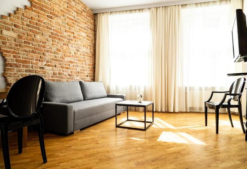 בית מלון כפרי Krakow For You Main Square Apartments
