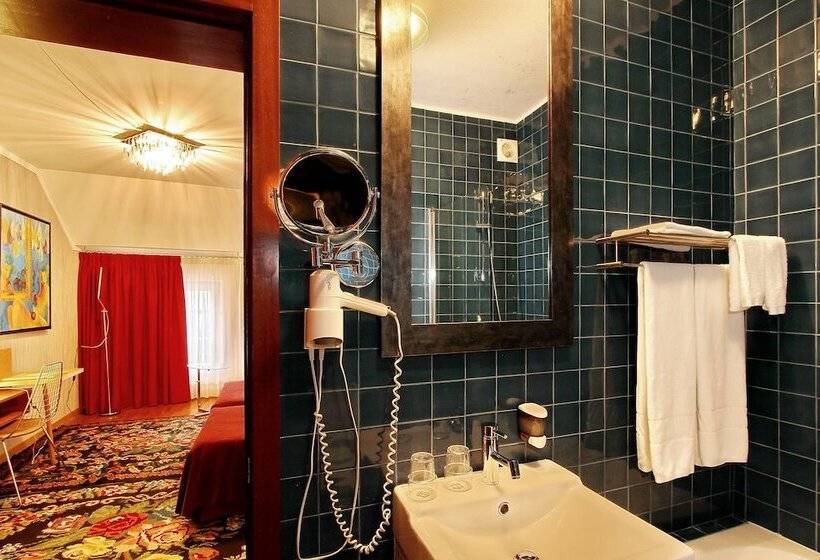 هتل Mestre De Avis