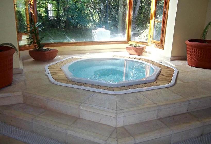 Hotel Sagú Resort & Spa