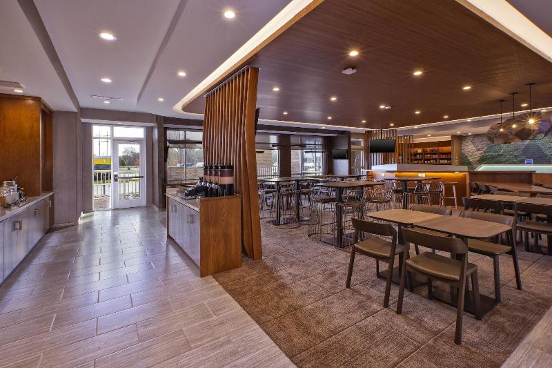 فندق Springhill Suites By Marriott St. Joseph Benton Harbor