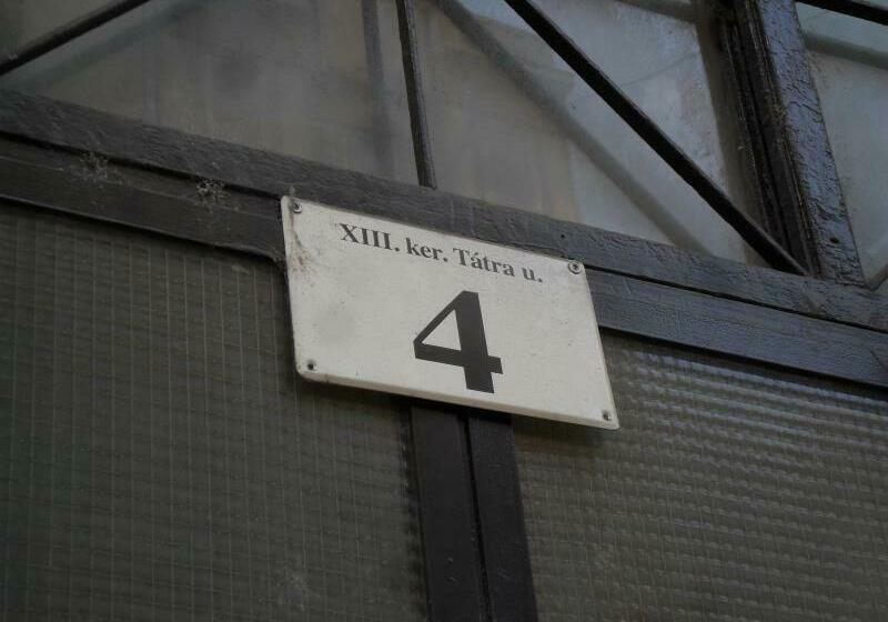 فندق Tatra 4 Studios Apartments