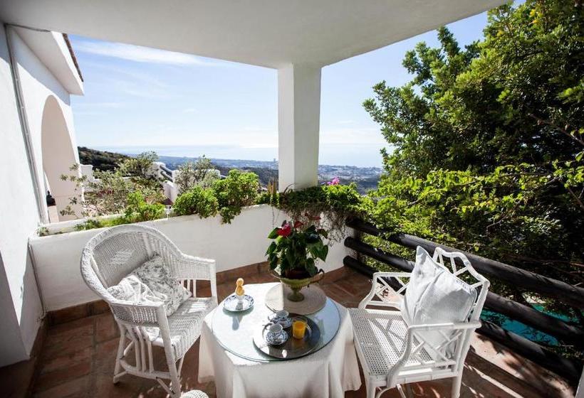 בית מלון כפרי B&b Muse Marbella