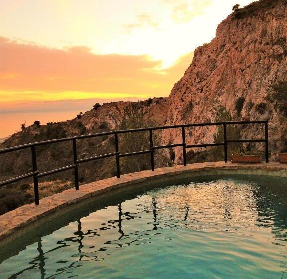 בית מלון כפרי B&b Muse Marbella