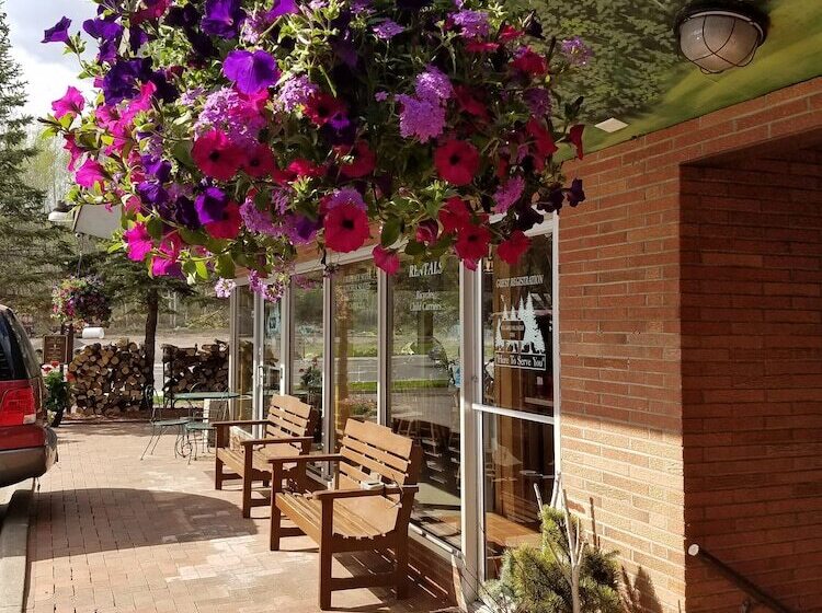 فندق Willard Munger Inn