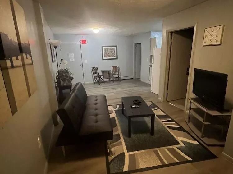 New Rome Motel