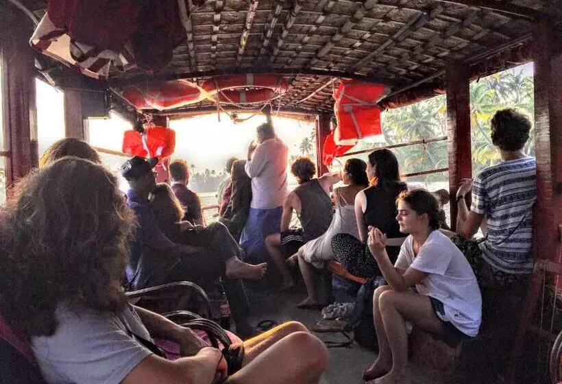 Retkeilymaja Cliff & Coral