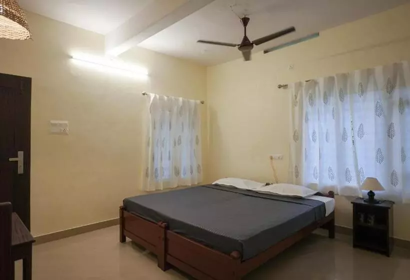 Retkeilymaja Cliff & Coral