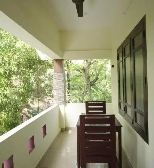 Retkeilymaja Cliff & Coral