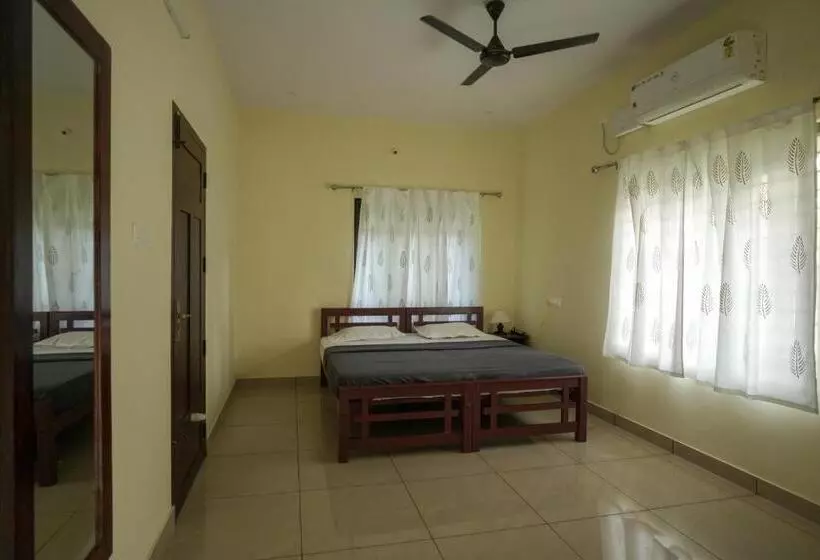 Retkeilymaja Cliff & Coral