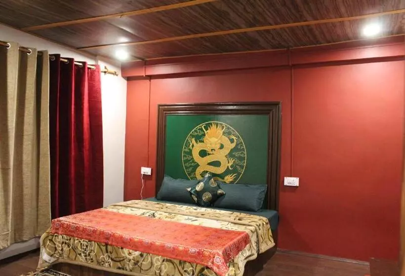 Retkeilymaja Kyelang Times