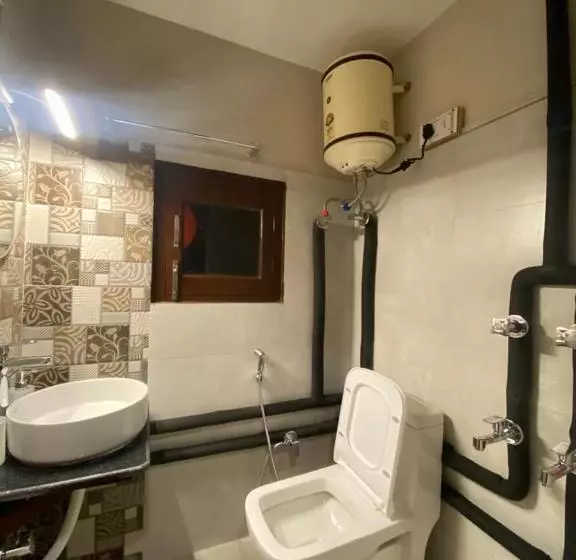 Retkeilymaja Kyelang Times