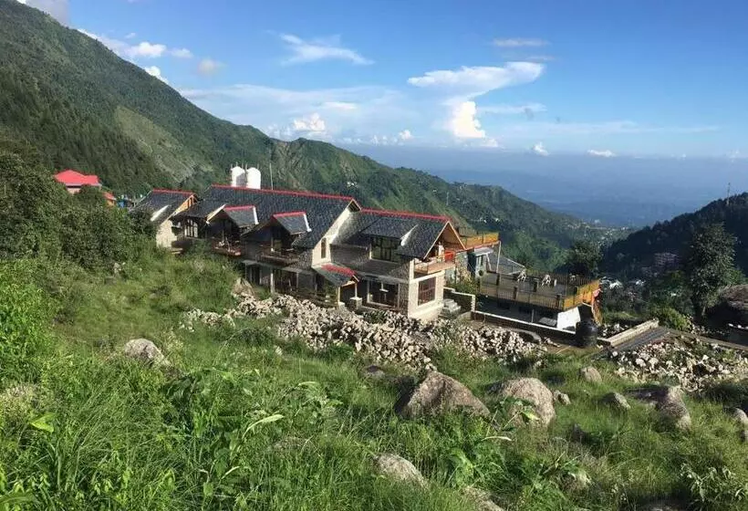 Utopia Hostels Dharamkot Mcleodganj