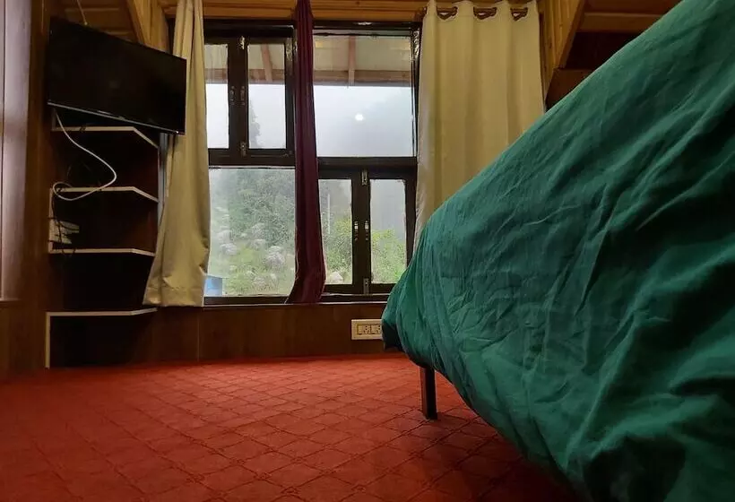 Utopia Hostels Dharamkot Mcleodganj