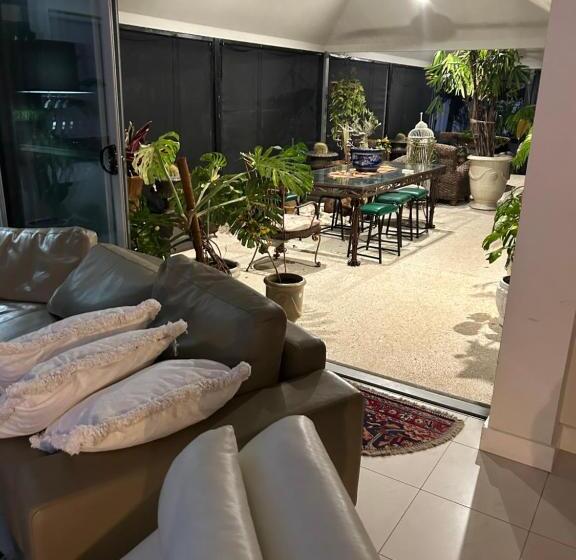 Whitfords Delight Bed & Breakfast