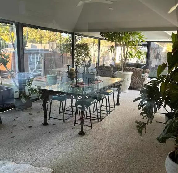 Whitfords Delight Bed & Breakfast