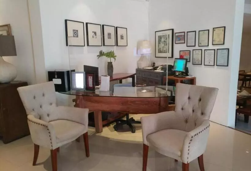 Bellagio Hills Hotel And Restaurant