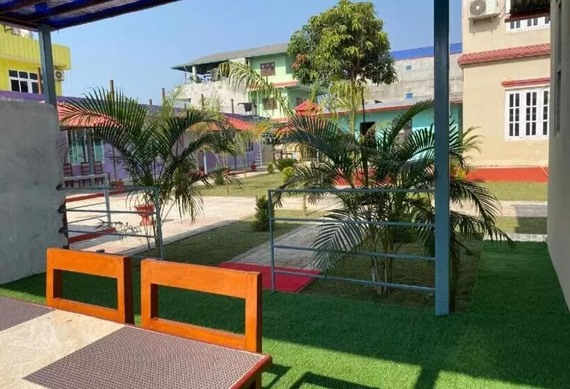 هتل Kavya Inn