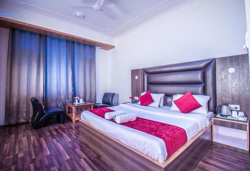 בית מלון כפרי Manali Heaven