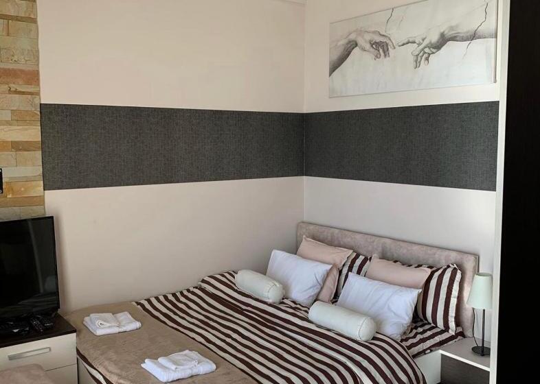 هتل Milmari I2 Studio Lux Apartman