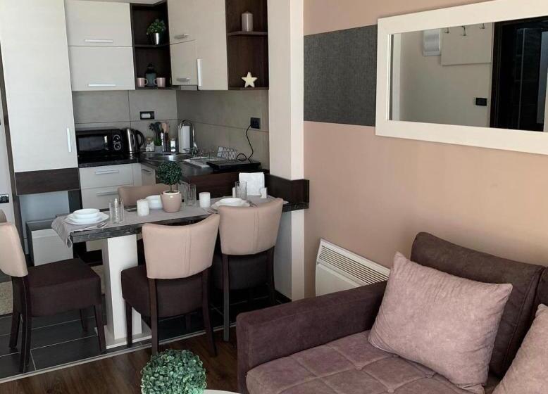 هتل Milmari I2 Studio Lux Apartman