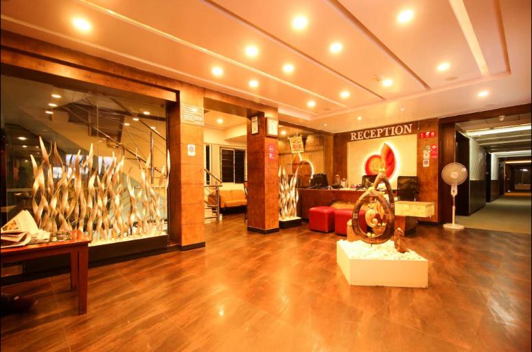 酒店 Sandalwood Inn