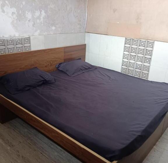 בית מלון כפרי Shree Ambica