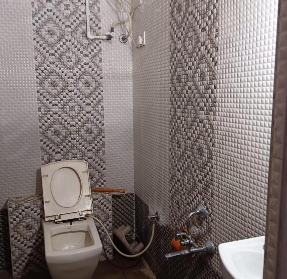 בית מלון כפרי Shree Ambica