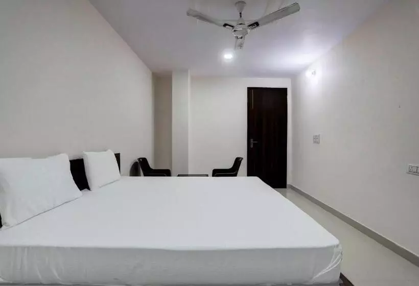 Oyo Hotel Moon Light