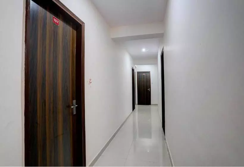Oyo Hotel Moon Light