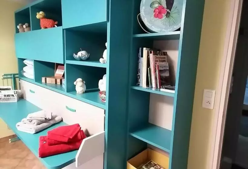 ペンション Chambre Paisible Avec Petit Déjeuner Maison, Proche Centre Ville Et Randonnées Vosgiennes   Fr 1 589