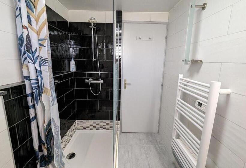 פנסיון Chambre Paisible Avec Petit Déjeuner Maison, Proche Centre Ville Et Randonnées Vosgiennes   Fr 1 589