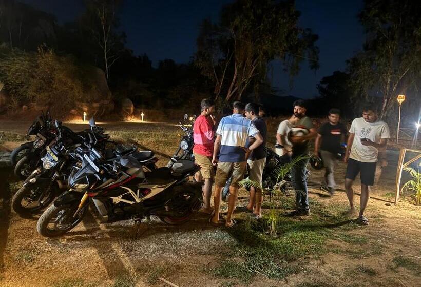 ペンション Hill Stone Hampi