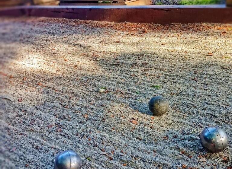 膳宿费 L Entre Nous Carcassonne