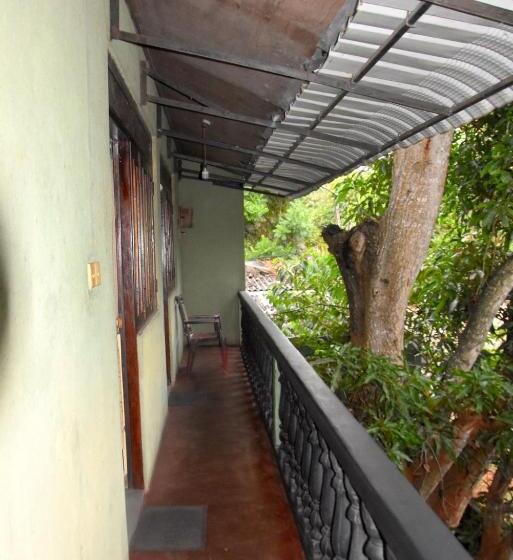 Pensiune Lion Guest Anuradhapura