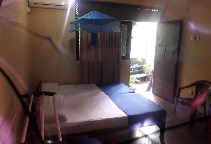 Pension Lion Guest Anuradhapura