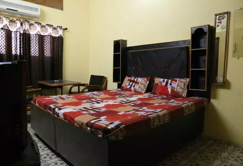 Majatalo Maa Vaishno Guest House