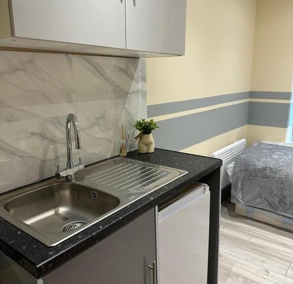 膳宿费 Rockford Villa