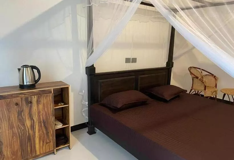 Majatalo Thiliz Place