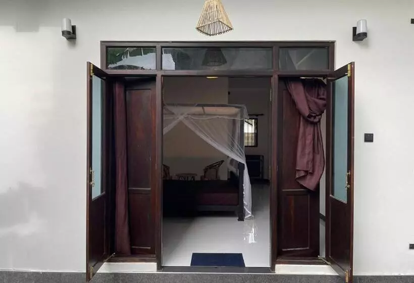 Majatalo Thiliz Place