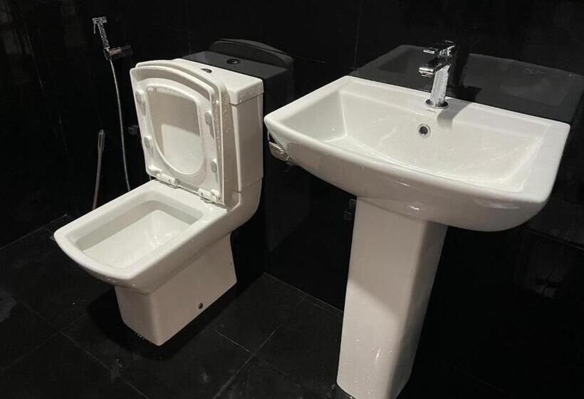 بنسيون Thiliz Place