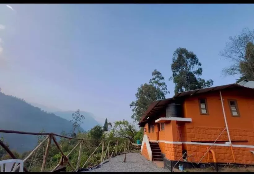 リゾートホテル Paradise Cottage Vattavada, Munnar