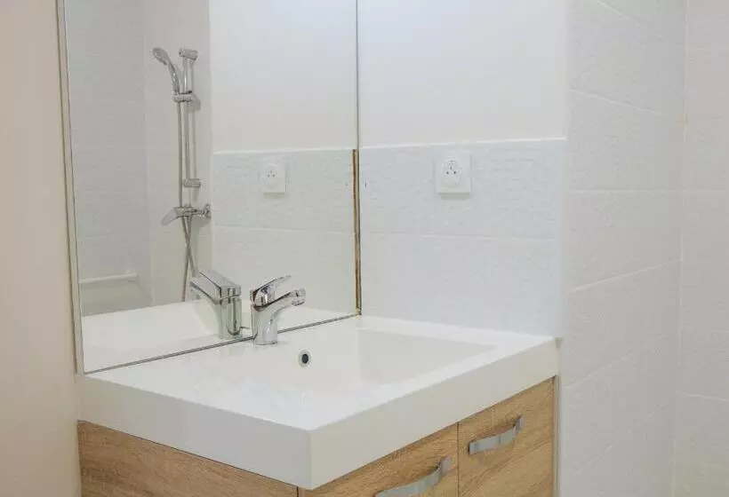 Twenty Business Flats Béziers