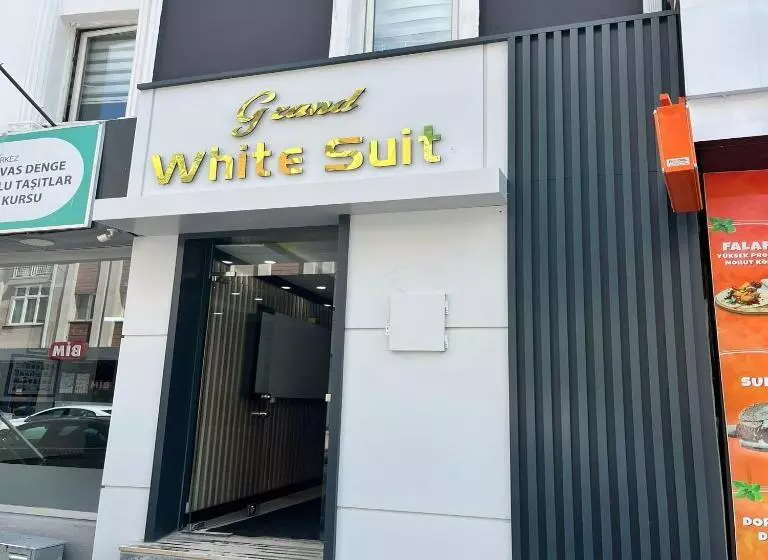 Grand Whi̇te Sui̇t Otel