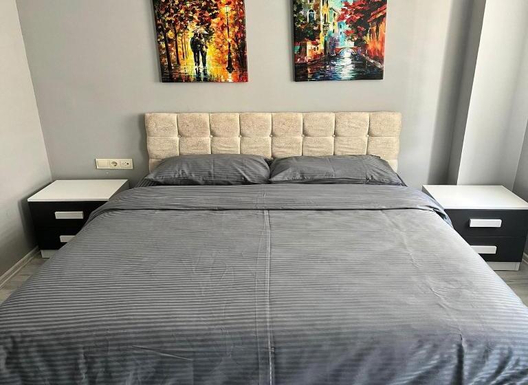 Grand Whi̇te Sui̇t Otel