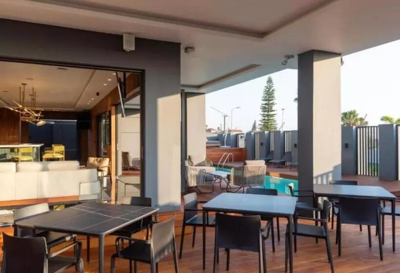 Hotelli Anfani Boutique