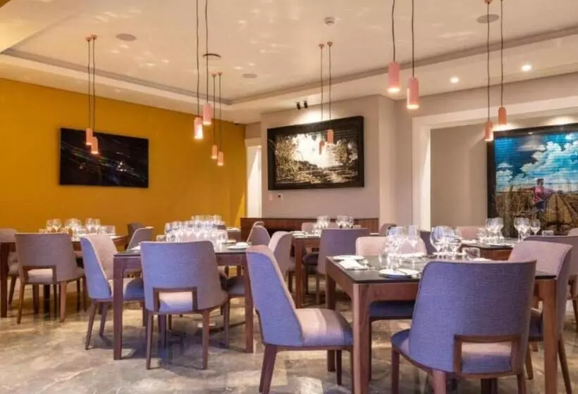 Hotelli Anfani Boutique