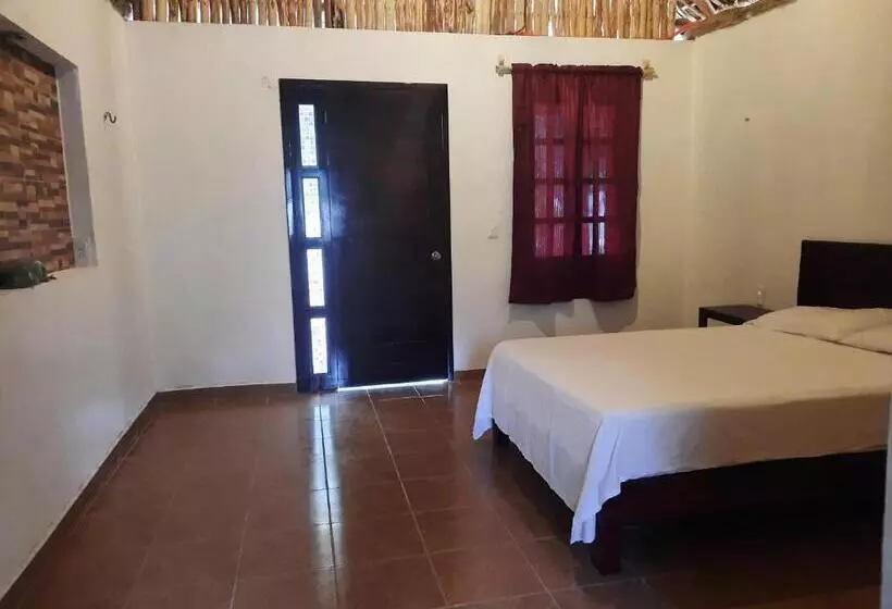 ホテル Cabañas Maalokin