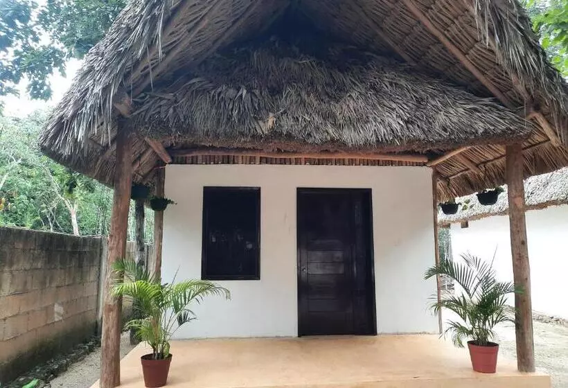 ホテル Cabañas Maalokin